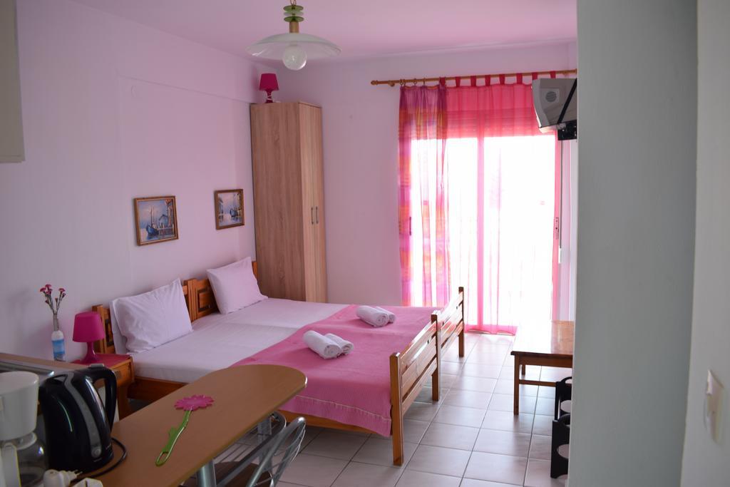 House Mantesos Apartment Koinira Ngoại thất bức ảnh
